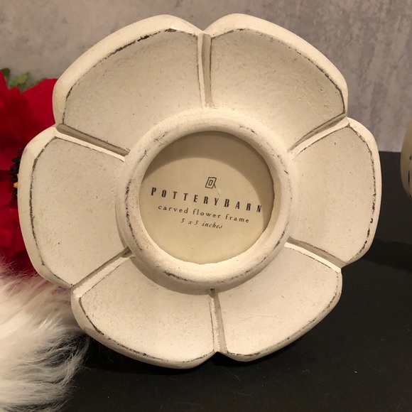 Pottery Barn Other - Pottery Barn 3x3 White Distressed Flower Frame